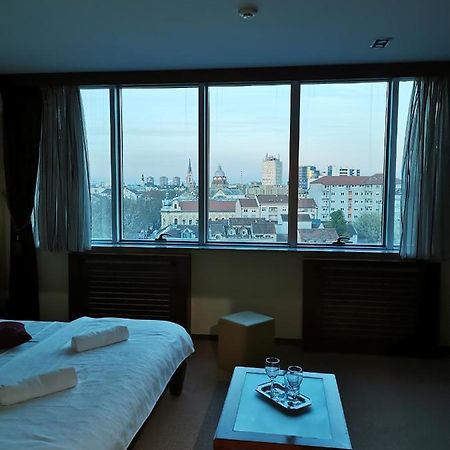 Panorama Apartman Novi Sad Esterno foto