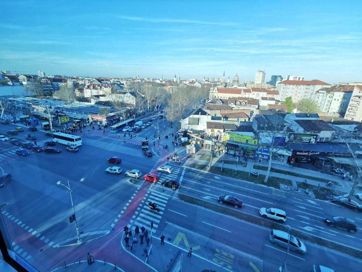 Panorama Apartman Novi Sad Esterno foto