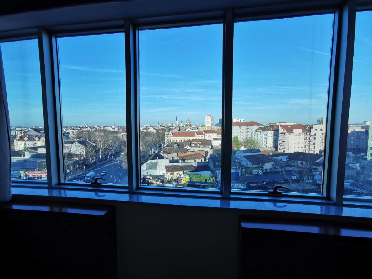 Panorama Apartman Novi Sad Esterno foto